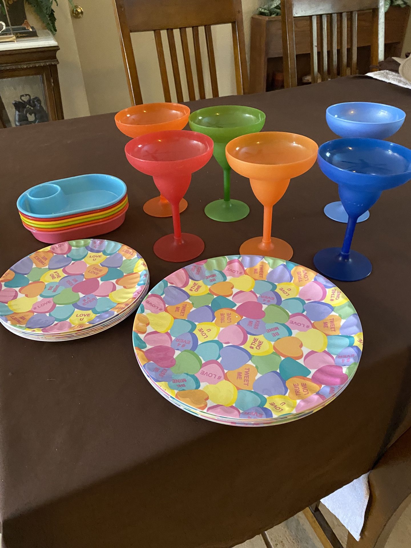 Colorful Party Tableware Set. Read Description For Details And Location