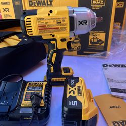 Dewalt XR impact high torque  kit new in box