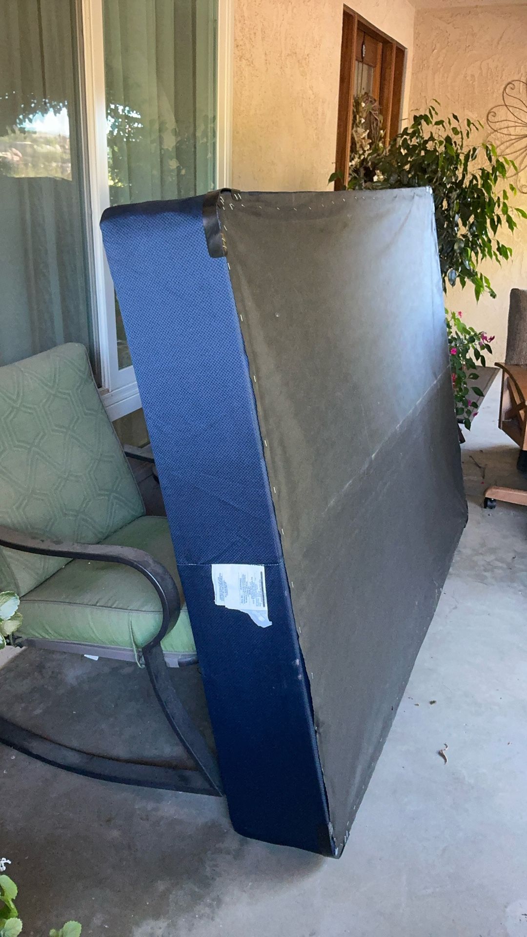 Full size Box spring