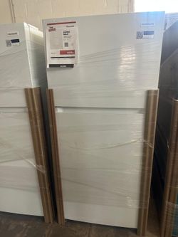 Frigidaire FRTE1936AW Refrigerator