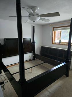Martini Suite Poster King Bedroom Set