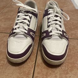 Louis Vuitton Size 12 for Sale in White Plains, NY - OfferUp