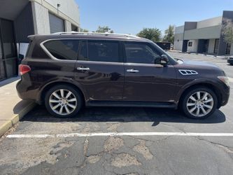 2011 Infiniti Qx56
