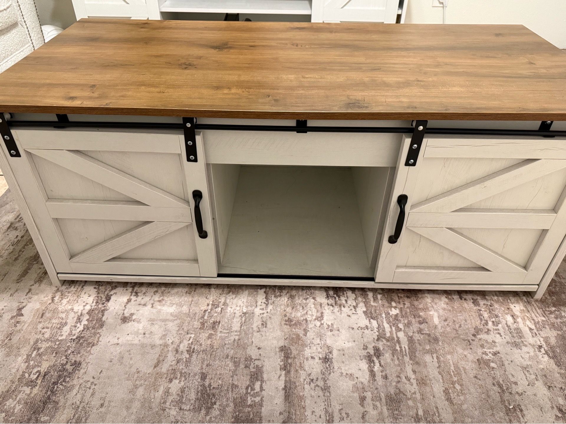 Modern Farmhouse Lift-Top Coffee Table with Hidden Storage