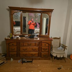 Antique Dresser With Jewelry Compartments And Mirror