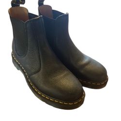 Women's Size 6 Doc Marten Chelsea Boots
