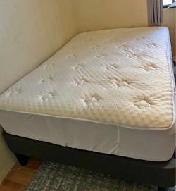 Full size mattress