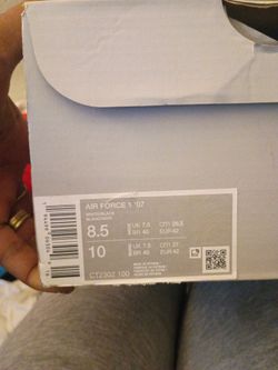 Nike Air Force 1 '07 White/Black Size 8.5