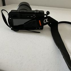 Sony Alpha A6400 Mirrorless 4k Video Camera With E18-135mm f3.5-5.6 OSS Lens - Black