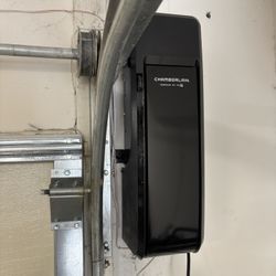 Side Mount Garage Doors 