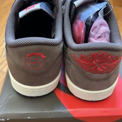Travis Scott Nike Air Jordan 1 Low Mocha Sneaker