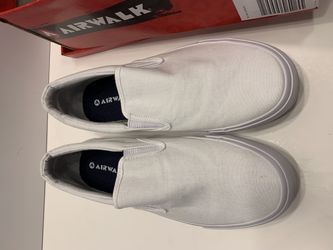 Airwalk Stitch Couture white slip-on shoes Size 8.5