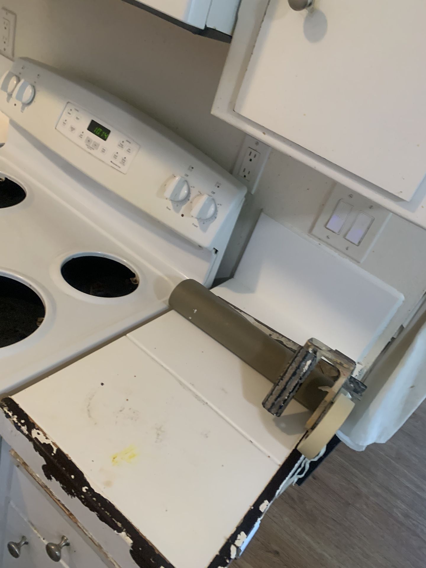 Refinishing Tubs And Kitchen Counters Tops