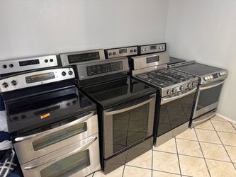 Varias estufas en venta / stoves for sale range $$$