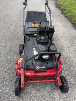 Comercial exmark mover 30”