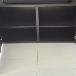 FREE IKEA . Tomorrow Only 4pm To 6:30 Pm. Display Cabinet Storage Solutions. Pick up in Brickell 