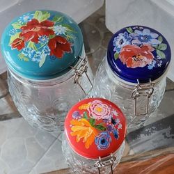 All items for one price. Todo a un solo precio