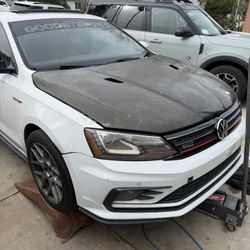 Mk6 Jetta Carbon Fiber Good