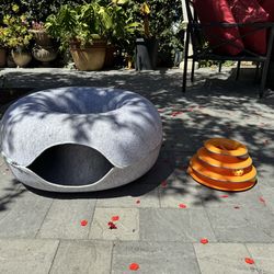 Pet bed / tunnel