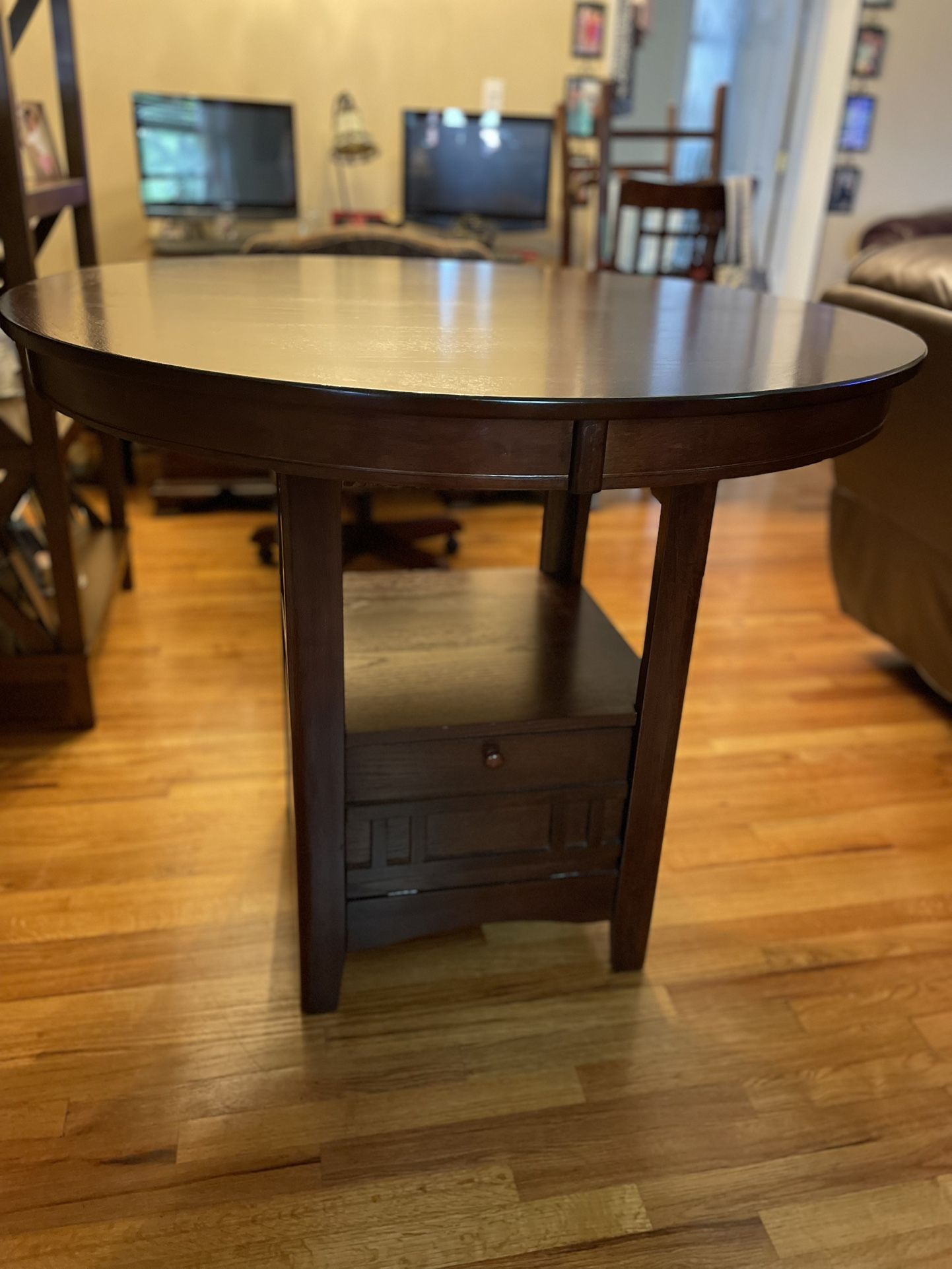 Hightop Table with Storage & 4 Chairs