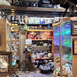 Uranium Glass, Glassware, Vintage Jewelry, MCM, Pyrex, Glasbake, Fire King, Pink Depression Glass, Fairy Lamps & More!!!