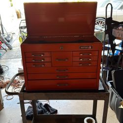 Matco Tool Chest. Has Key