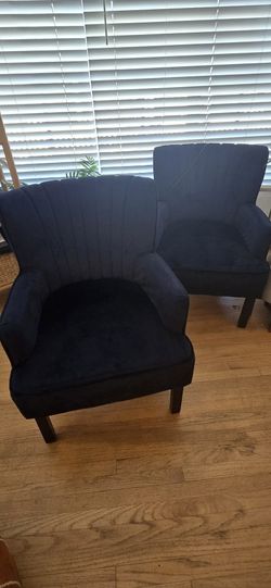 royal blue velvet chairs.