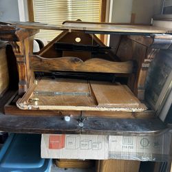 Free Solid Pine Dining Table With Leaves 