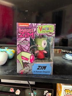 Vinimates Invader Zim (human disguise)