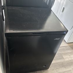 Small Chest Freezer 