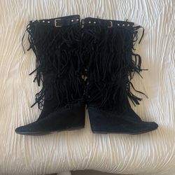 Fringe suede boots Size 9 