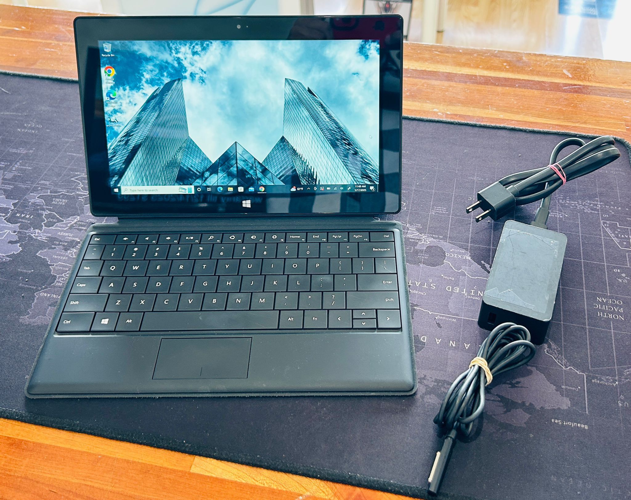 Microsoft Surface Core i5-4300 4GB 128GB Tablet//Laptop