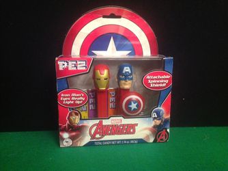 Marvel Avengers Collector Pez Set Of Two Iron Man & Captain America Iron Man's Eyes Light Up New