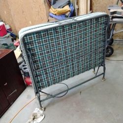 Roll Away Bed