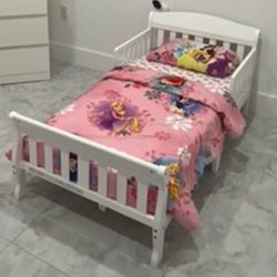 Child's bed