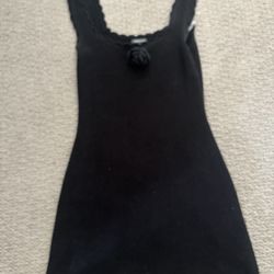 Black knitted dress