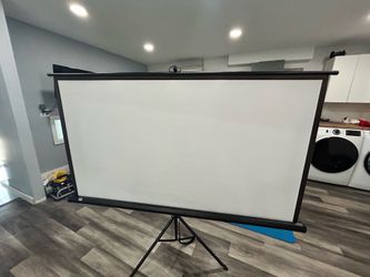84” projector screen with tripod