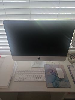 New Open Box Apple iMac 21.5” - Core i5 / Upgraded 16GB RAM