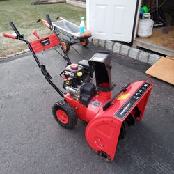 Powersmart 26" Dual Stage Used Couple Times Mint . Best Offer!