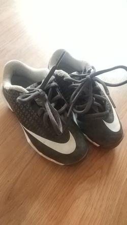 Nike vapor fast flex baseball/tball cleat size 10c