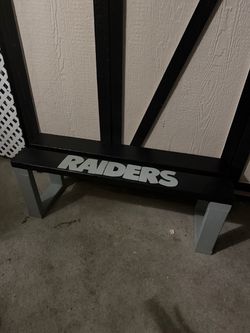 Raider bench