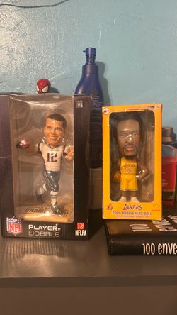 Bobble heads