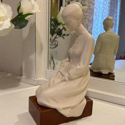 Vintage Woman In Prayer, White Porcelain Statue