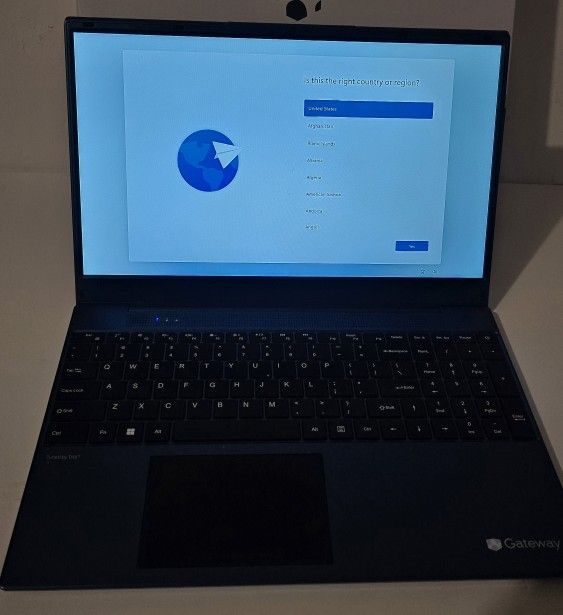 Gateway Laptop 15.6" 8Gb Ram 512Gb Ssd AMD Rayzen 