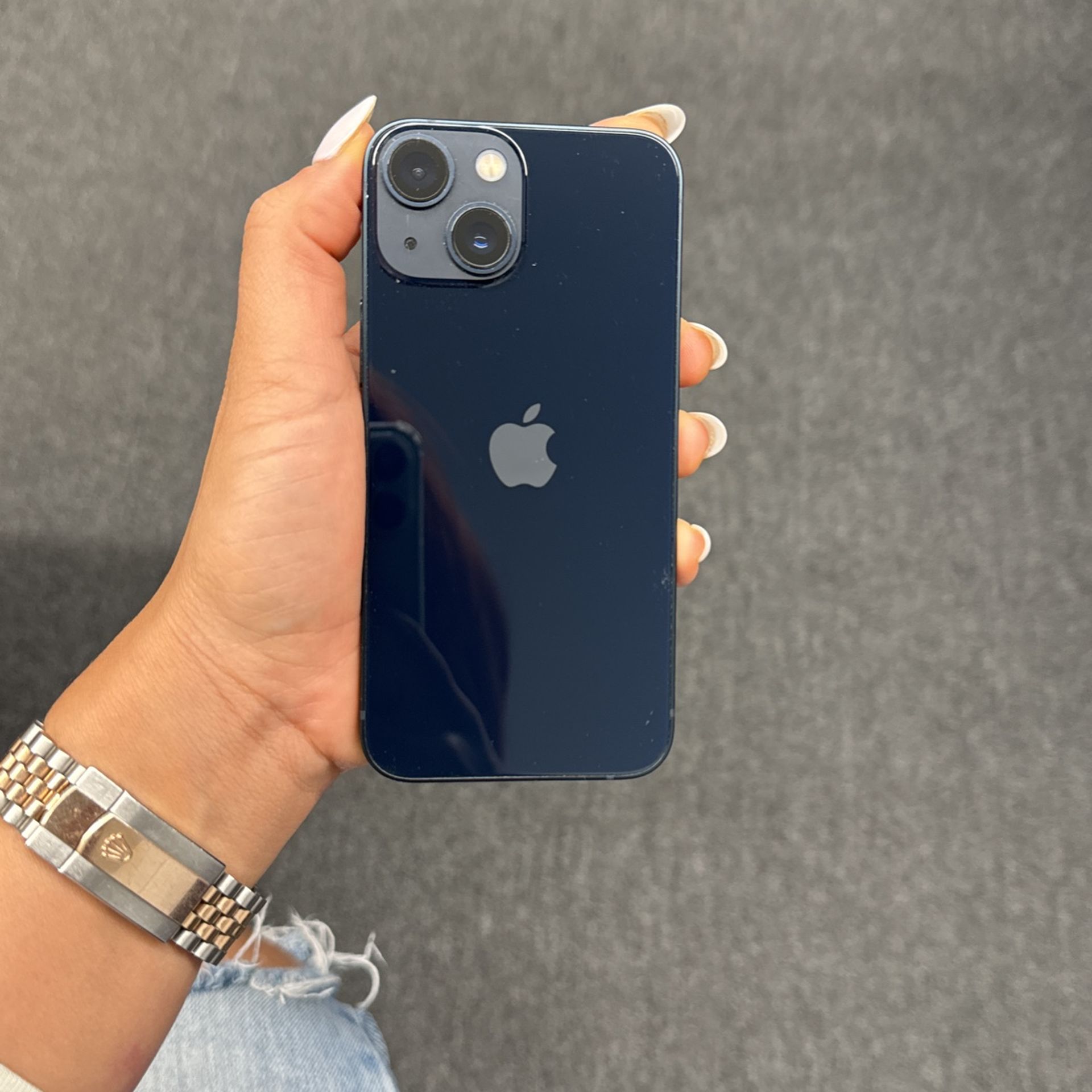 iPhone 13 Mini Midnight 128gb ( UNLOCKED )