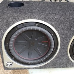 Kicker Subwoofer R