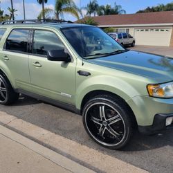Mazda Tribute, Clean Title, Low Miles, Smogged, Registered, 22"rims, Runs And Drives Great 