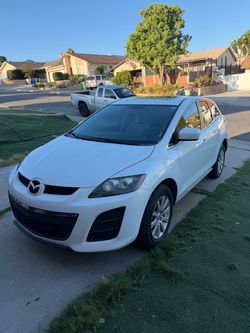 Mazda CX-7 White SUV