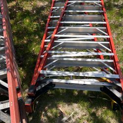 Escalera de 12 pies 280 cada una