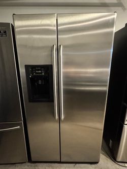 Refrigerador GE 35 3/4 wide